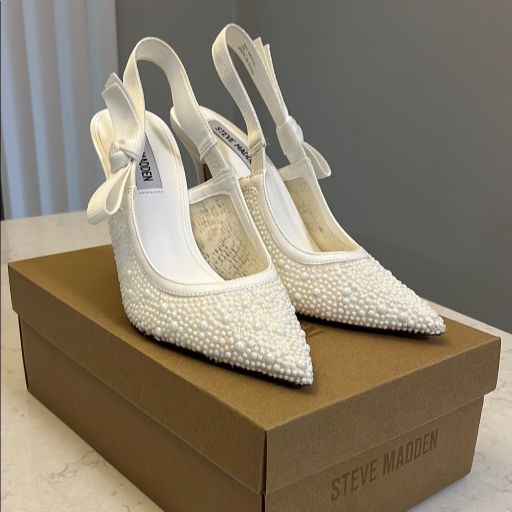 Steve Madden White Sparkly Slingback Heels